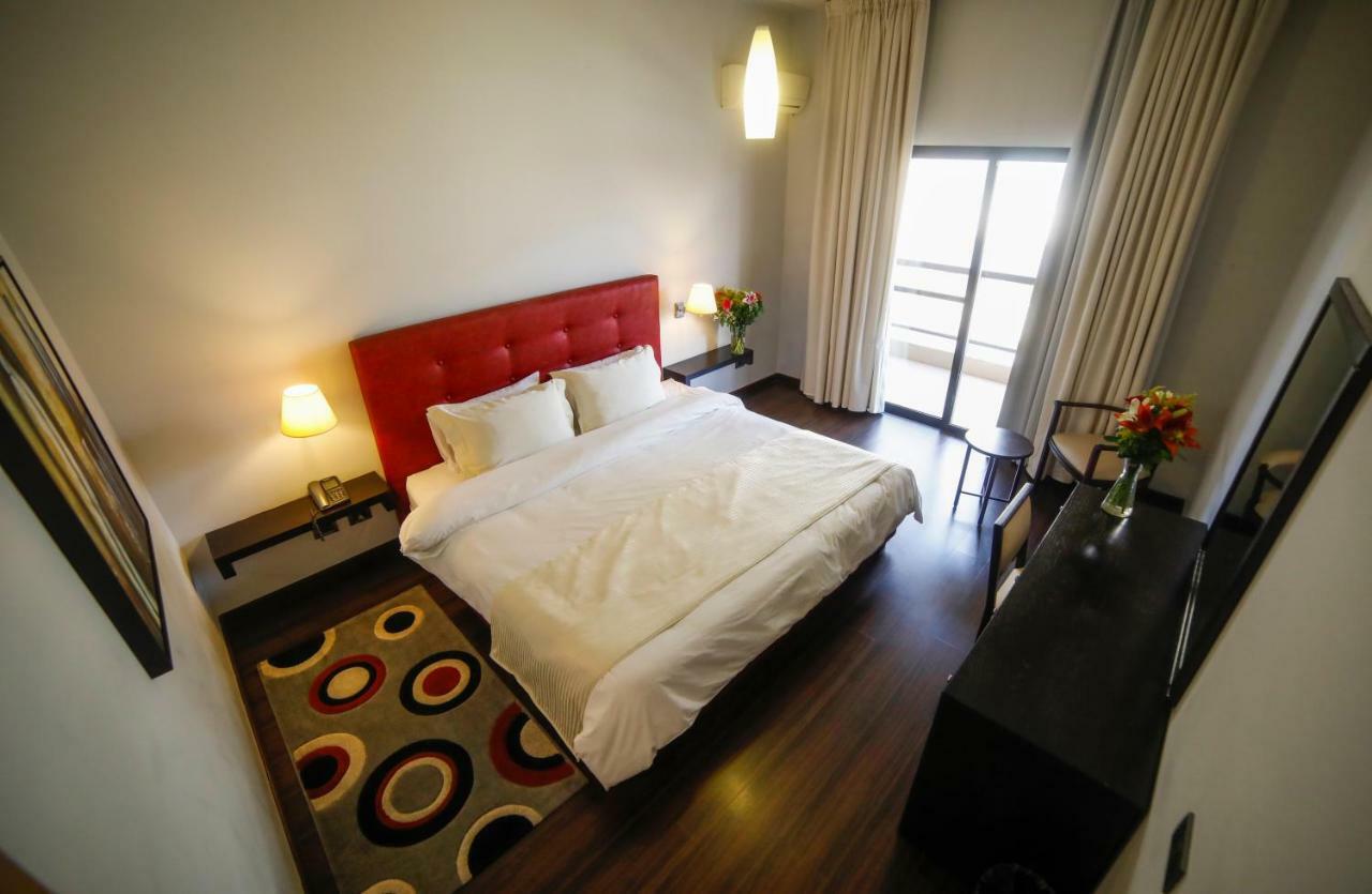 Al Jamila Suites Ghobeiry Exterior photo